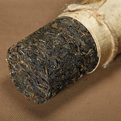 云南普洱茶生茶手工制作筍葉包裝班章生茶龍珠500克茶柱