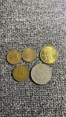 澳門福字銅幣，伍毫銅幣，雙魚鎳幣，香港貳毫，壹毫銅幣，如圖，