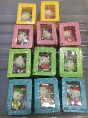 全新 7-11 Hello Kitty 夢幻 書盒公仔