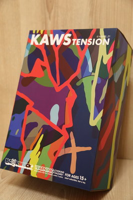 全新現貨BE@RBRICK KAWS TENSION 400%+100%東京展場限定(聯名限量抽選款)