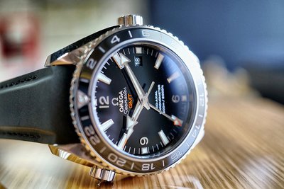 【全新未使用】歐米茄 OMEGA【現貨自售】海馬 SEAMASTER 600米系列 同軸擒縱GMT腕錶