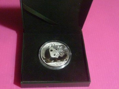 中國 2011年熊貓銀幣  含1盎司 999純銀   保真