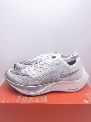 Nike ZoomX Vaporfly Next% 2 馬拉松 白灰 男女跑步鞋 CU4111-100