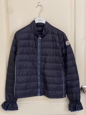 全新 Moncler NADEGE jacket 薄羽絨外套 深藍色 14A 現貨