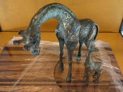 【古物獵藏】古典銅雕長頸鹿一對賣，斑紋栩栩如生，有歷史的痕跡，適合物收藏或店鋪擺飾及居家裝飾