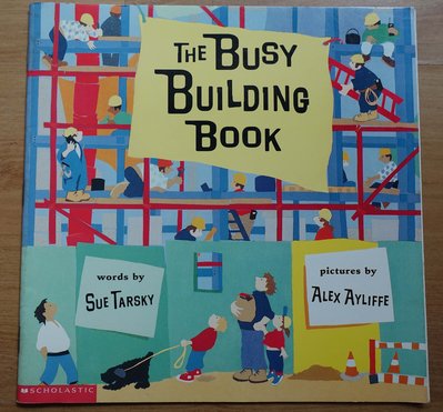 【英文童書】-- The Busy Building Book --***愛麗絲夢遊*** -- 英2