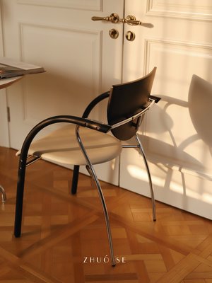 廠家現貨出貨ZHUOSE 黑色索奈特現代簡約家用靠背椅軟包坐墊電腦椅餐桌椅子