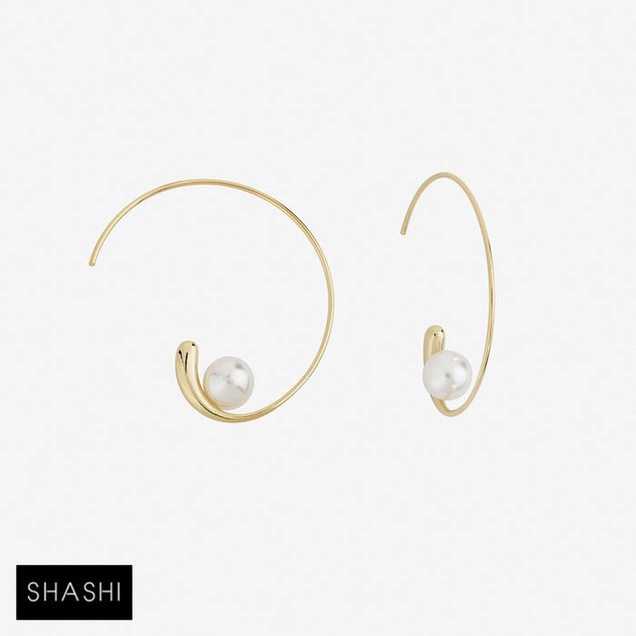 SHASHI 紐約品牌 Jemima 簡約C形耳環 金色珍珠耳環