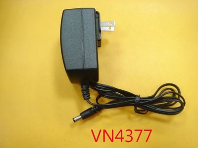 【全冠】DVE 安規 電源轉換器 電子式變壓器 DSA-24CA-05 DC5V4A 5.5/2.5MM(VN4377)