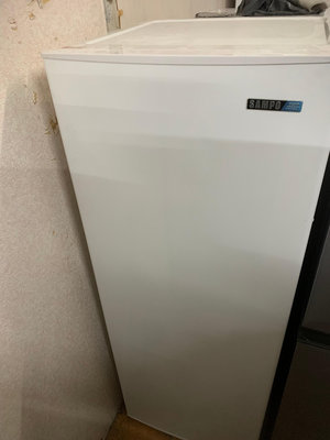 【小賴二手家電(冰箱 電視 洗衣機)】SAMPO聲寶 170公升 變頻 直立氣冷式 冷凍櫃  賣場各種樣式齊全又便宜