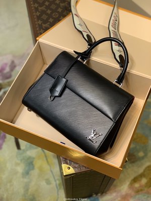 二手Louis Vuitton LV Cluny BB Epi 皮革手提包 M59134黑色