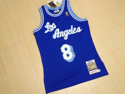 Mitchell & Ness Los Angeles Lakers 96 Kobe Bryant 草寫藍色 湖人隊球衣