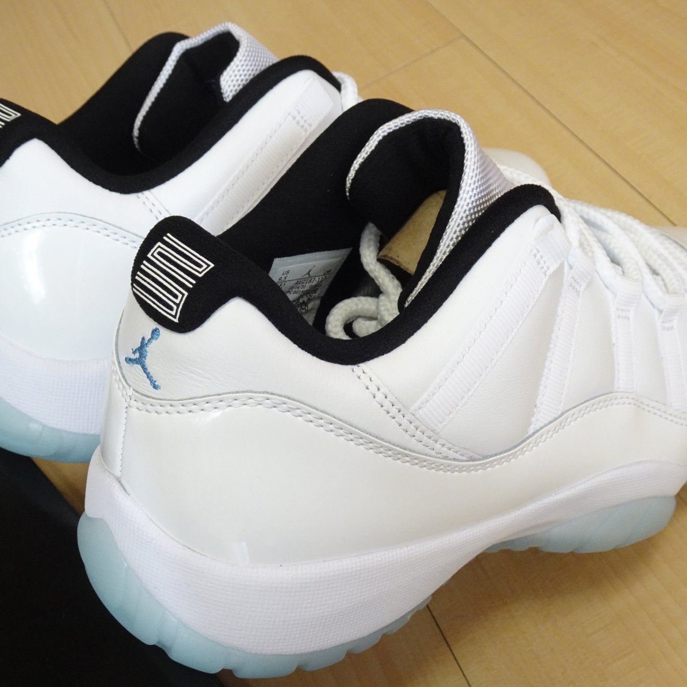 NIKE AIR JORDAN 11 RETRO LOW LEGEND BLUE傳奇藍白藍冰底籃球鞋AV2187