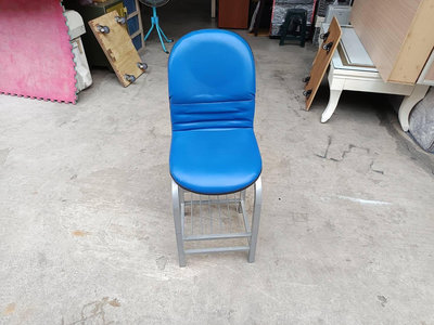 藍色皮製高腳椅H09296 快樂福二手倉庫（商品都是自取價運送請先詢問運費）