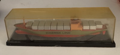 古玩軒~早期MAERSK LINE模型.馬士基大貨輪模型..單色集裝箱航運貨輪船舶塑膠模型(非合金玩具)WST546