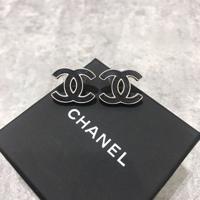 Chanel 耳環 皮革《精品女王全新&amp;二手》