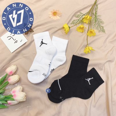 帝安諾-實體店面Nike Jordan喬丹 Everyday Max Ankle Socks 白 黑 襪子 SX5544