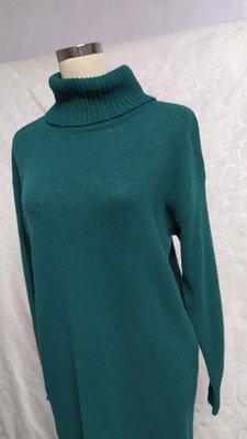 全新 專櫃品牌  100% 美麗諾羊毛  超輕暖 純喀什米爾柔軟手感 高領毛衣洋裝~B519