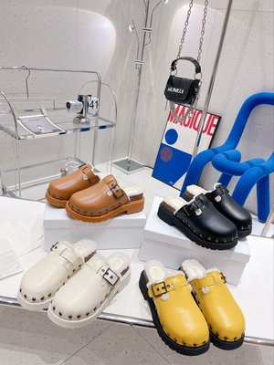 Dior迪奧秋冬最新 quake涼拖鞋毛拖鞋系列➖包頭半拖款