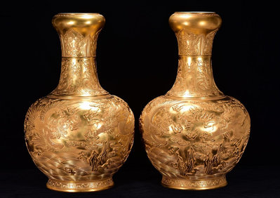 清乾隆年鎏金雕刻龍鳳紋蒜頭瓶64*40m60000729青瓷 白瓷 青白瓷