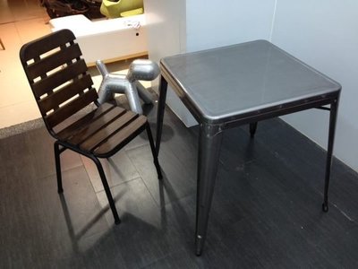 【 一張椅子 】 法國LOFT工業風 作舊處理 tolix table， 復刻品