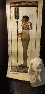 《二手藝術品尋寶》 埃及帶回紙莎草人物特殊金漆圖騰畫作 (原始狀態未裱框)（45公分*18公分）