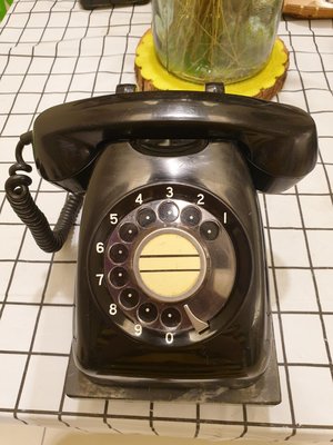 早期600型播盤電話/ 轉盤老話機