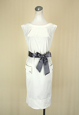貞新二手衣 JORYA 卓雅 珍珠白圓領無袖緞面洋裝L(6號)(45055)