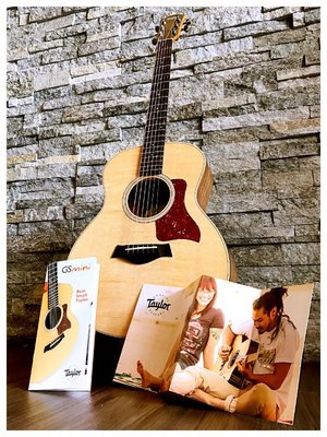 免運費 Taylor GS Mini-e Walnut 胡桃木 電 木吉他 36吋 旅行吉他 2017年 送原廠厚琴袋