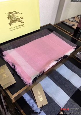 潮牌Burberry 巴寶莉 經典格紋刺繡 時尚品味保暖披肩 圍巾 海外代購-雙喜生活館