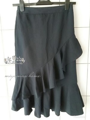 GU黑色荷葉層次魚尾裙XL SIZE(SK0185)