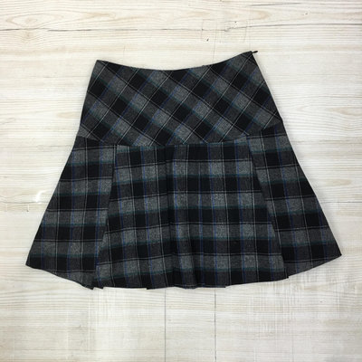 【愛莎＆嵐】 IRIS 女 灰色格紋造型短裙/M 11303 20