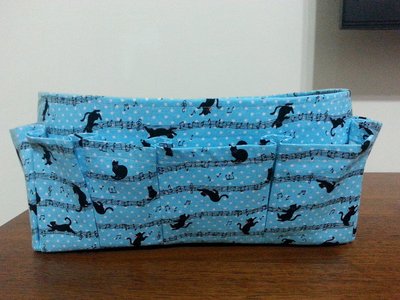 【小茉莉】大型XL號袋中袋-平面拉鍊暗袋(30x10cm)→包包收納/分隔袋→貓咪彈音符-水藍