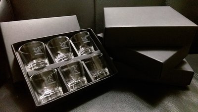 韓國 燒酒杯 清酒杯 經典款 韓劇專用酒杯 真露酒杯 玻璃杯(1組6個) 限量發售中(黑色) - 盒裝
