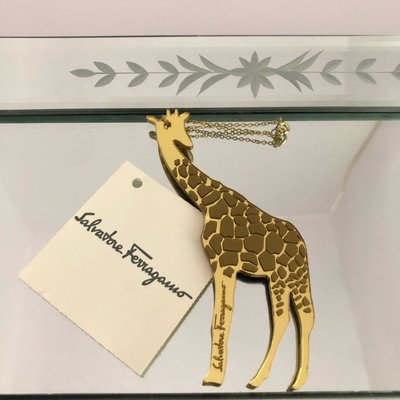 Salvatore Ferragamo 費拉格慕 長頸鹿 吊飾 墜飾 鑰匙圈 專櫃 真品 正品 logo 絕版 精品 名牌 飾品 經典