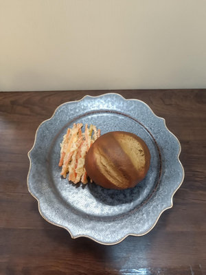 京澤商店~日本製 花型盤 蛋糕盤 麵包盤 餐盤~美濃燒