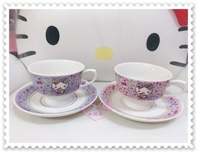 ♥小公主日本精品♥ Hello Kitty 咖啡杯 陶瓷咖啡杯 紫色粉色 愛心 蝴蝶結 附盤子 一對價 11243007