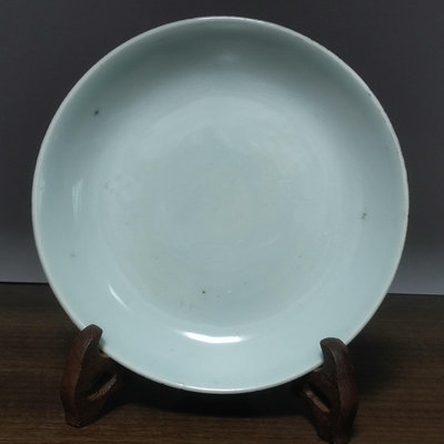 晚清甜白釉盤子老盤子晚清白釉老瓷盤直徑13.7厘米 品相全品