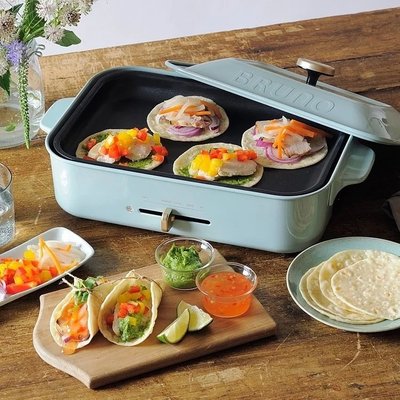 日本BRUNO 多功能電烤盤BOE021  章魚燒 烤肉 燒烤爐 耐高溫不沾塗層烤盤，導熱快、清洗方便