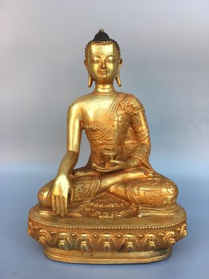 銅鎏金釋迦牟尼佛像，重1.8公斤，30080R