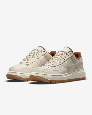 Nike Air Force 1 Luxe DB4109-200 DB4109-001