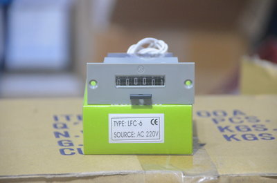 URACON 電磁式計數器 LFC-6 6位數 螺絲固定