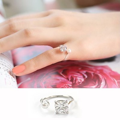 ╭✿蕾兒0509✿╮D001-韓國精工925純銀晶透光彩輕奢華微鑲鋯石方形開口可調式戒指指環