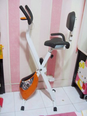 【便宜賣】SAN SPO RTS山司伯特 立式健身車 X摺疊健身車 型號CO82-921