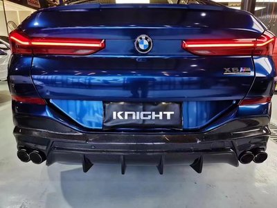 【天翊國際】BMW G06 X6 A款 抽真空碳纖維 後下巴