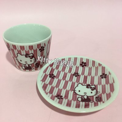 [Kitty 旅遊趣] 日本製 Hello Kitty 沾醬杯及小菜盤 茶碗蒸碗 日本餐具兩個一起搭配，吃飯更有氣氛喔
