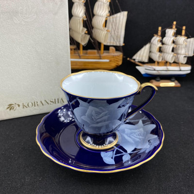 香蘭社 稀有款 藍釉白玫瑰 描金葵口高足咖啡杯 紅茶杯 香蘭