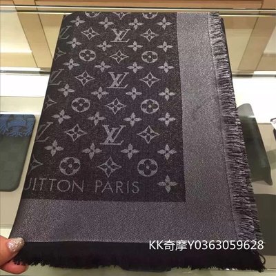 KK全新正品 Louis Vuitton LV 路易威登 經典花紋羊毛絲綢披肩 黑灰 圍巾 M71378