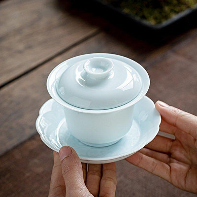 茶藝師 景德鎮陶瓷蓋碗茶杯浮雕底座大號功夫茶杯茶具泡茶碗三才蓋碗帶蓋