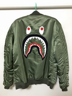 bape APE 軍綠色 第一代背後鯊魚 夾克外套 棒球外套 MA-1